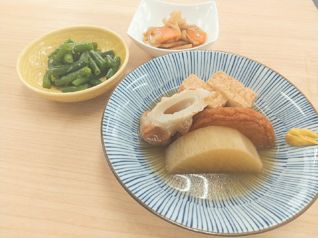 昼食