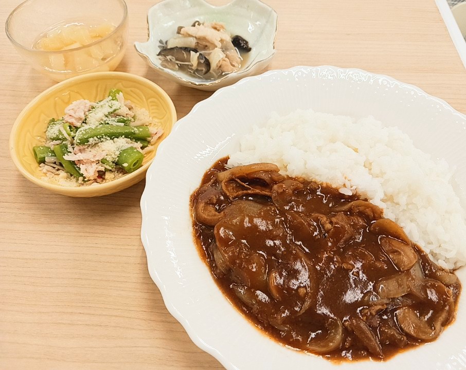 昼食