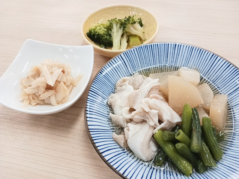 昼食