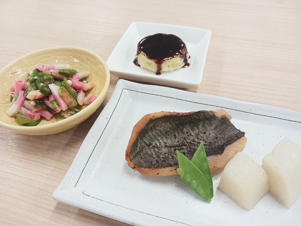 昼食