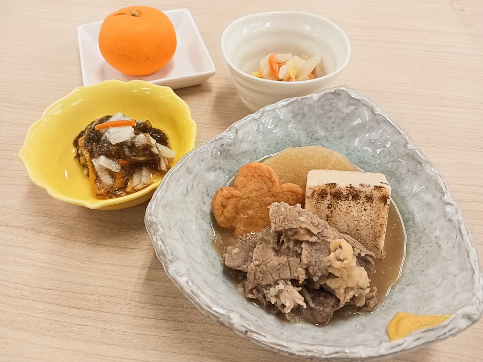 昼食