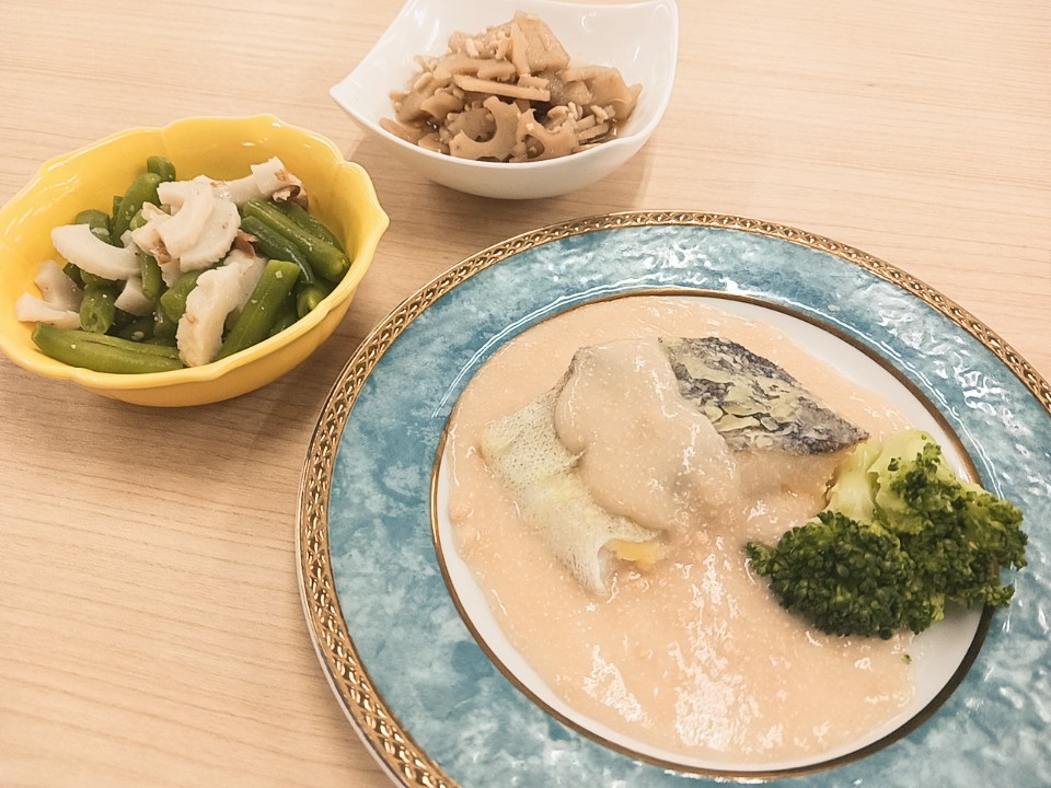 昼食