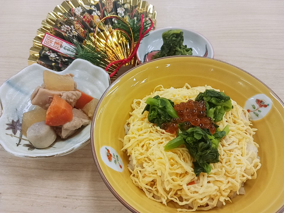 昼食