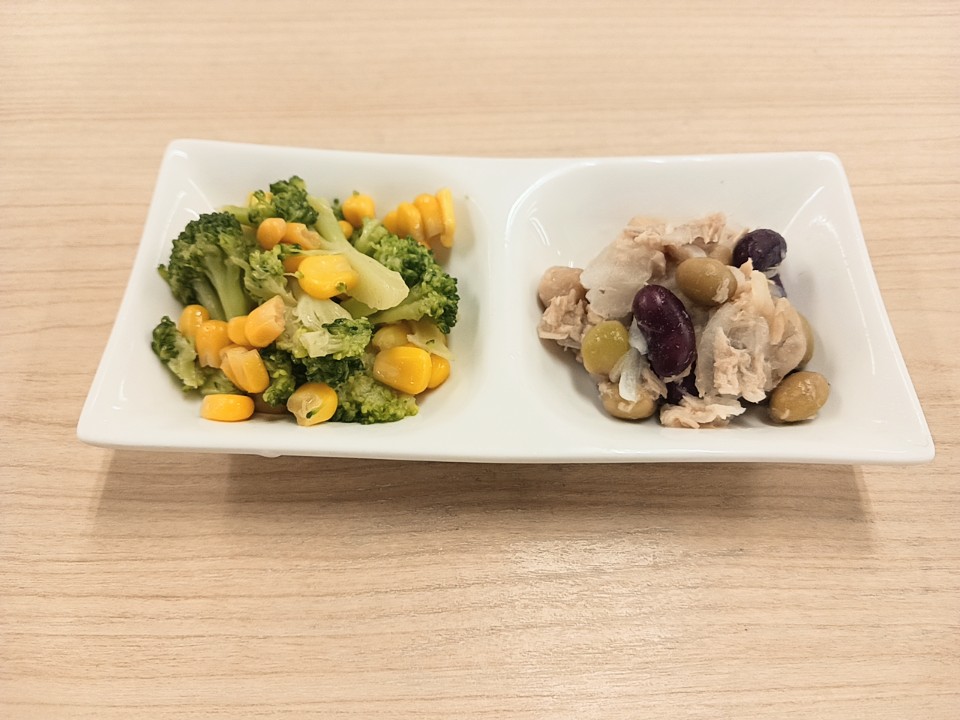 朝食