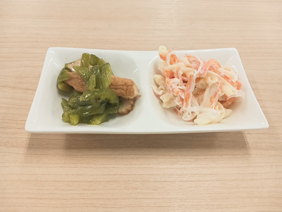 朝食