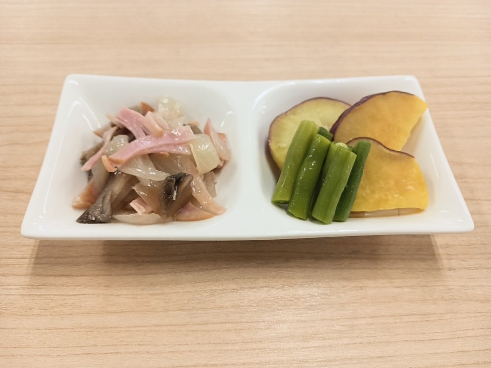 朝食