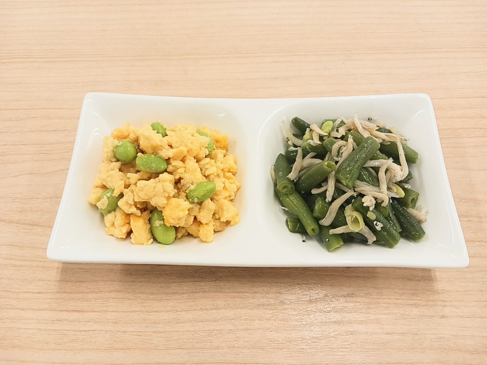 朝食