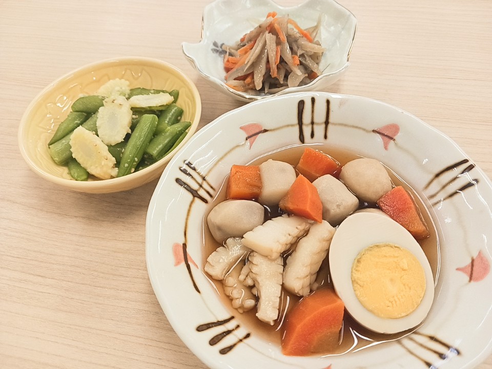 昼食