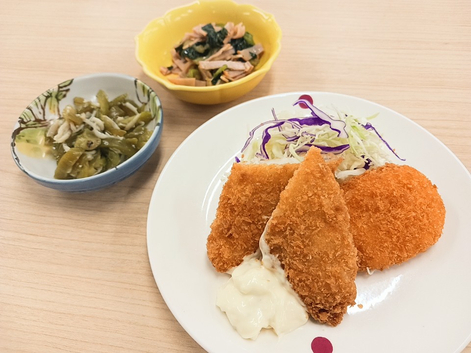 昼食