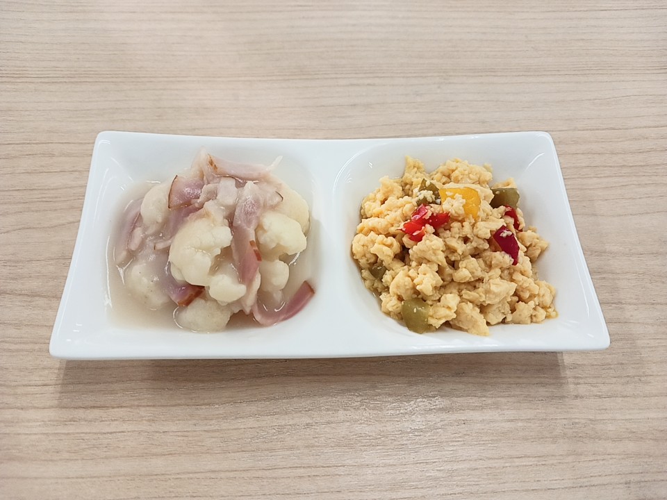 朝食