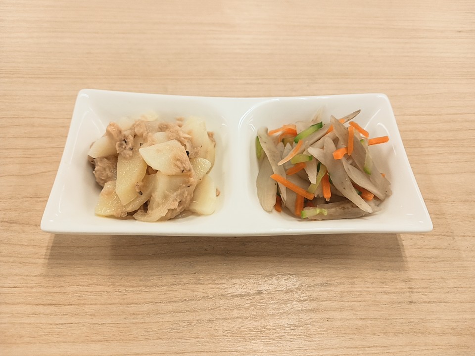 朝食