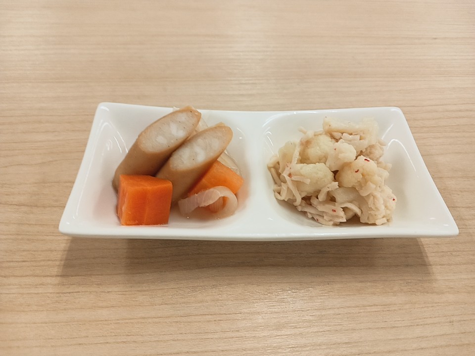 朝食