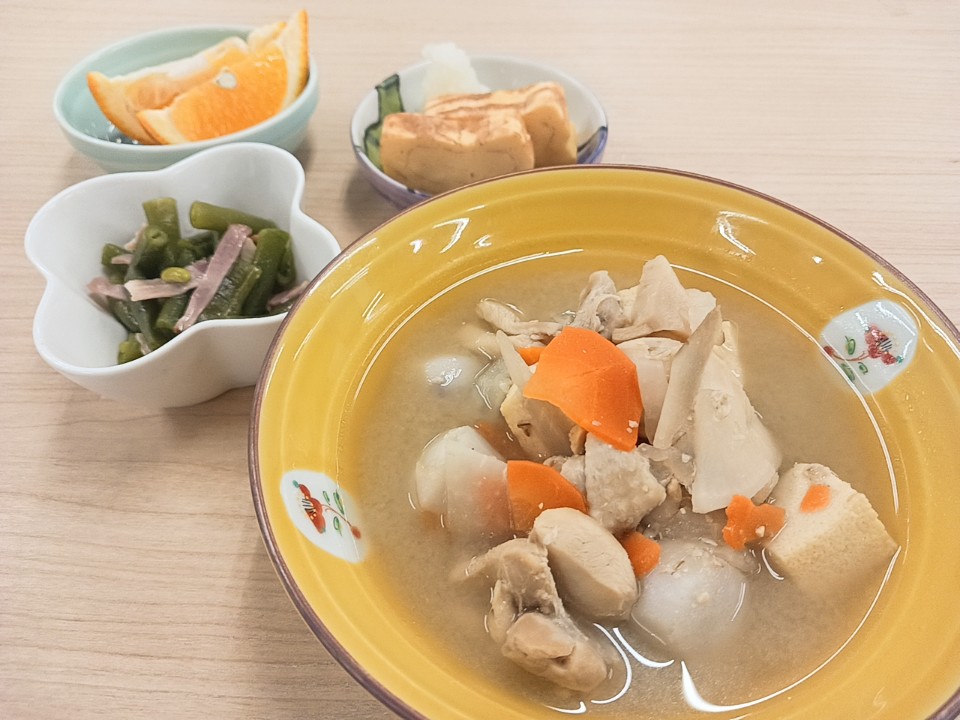 昼食