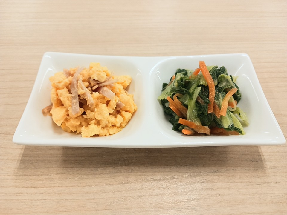 朝食