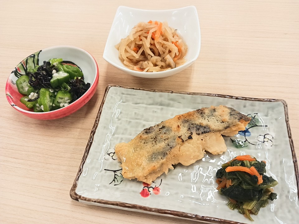 昼食