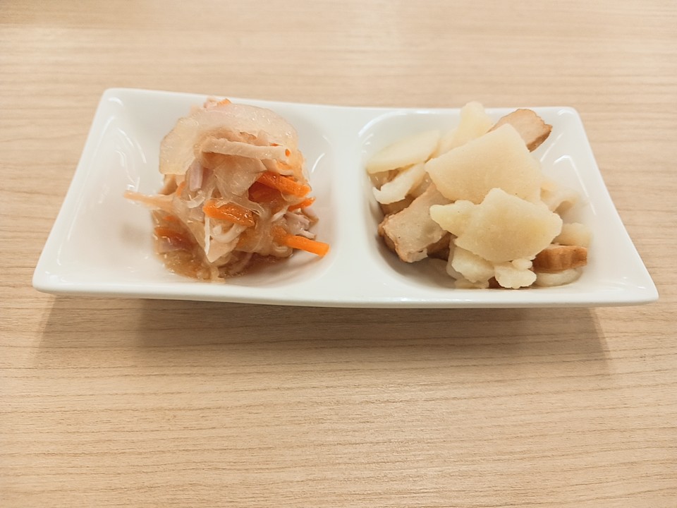 朝食