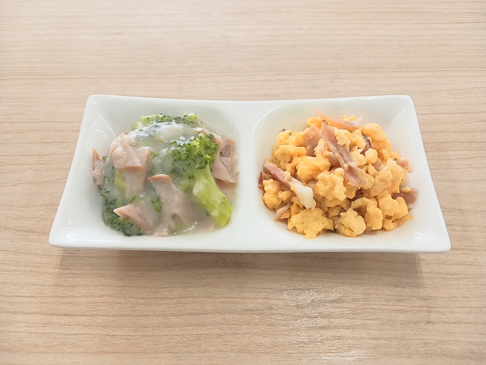 朝食