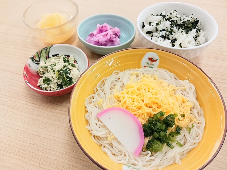 昼食