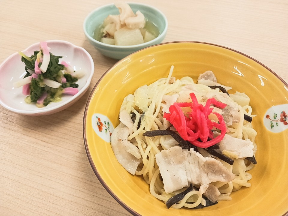 昼食