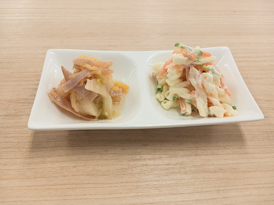 朝食