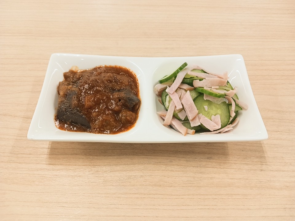 朝食