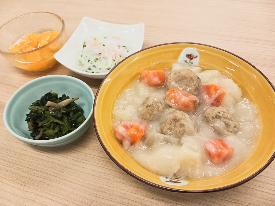 昼食