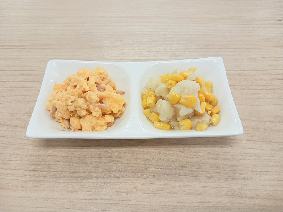朝食