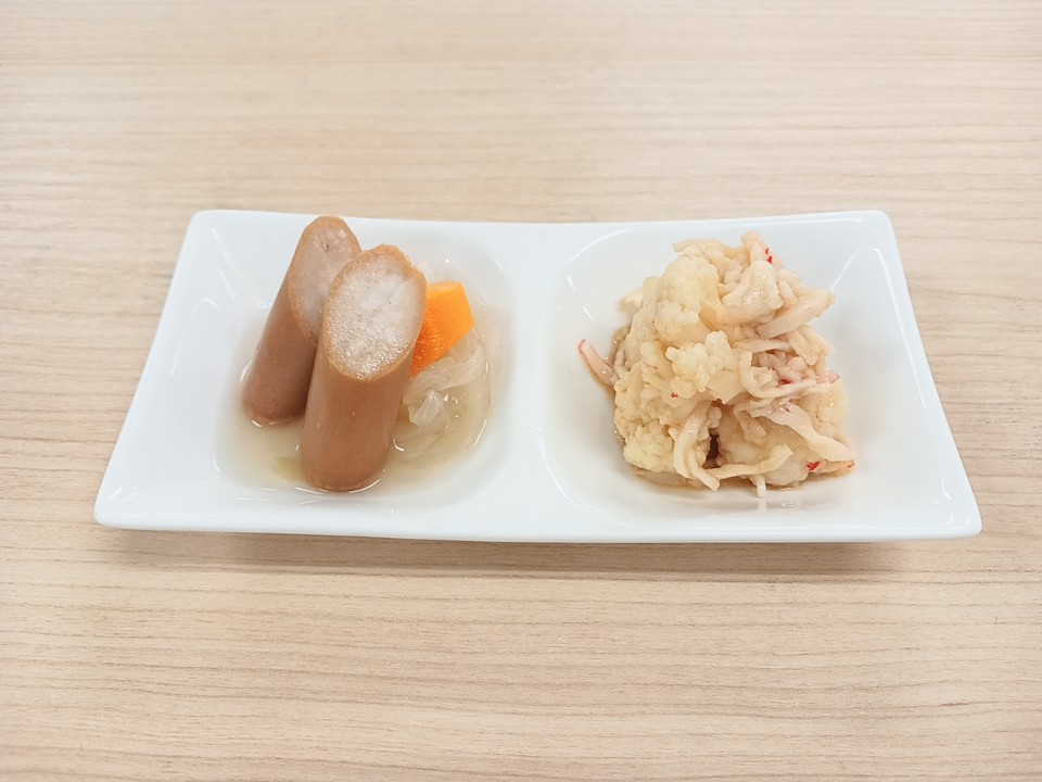 朝食