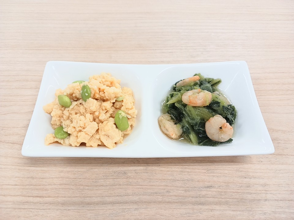 朝食