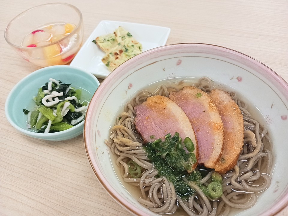 昼食