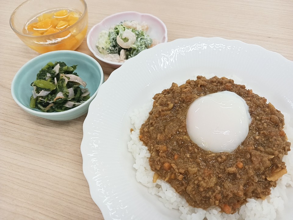 昼食