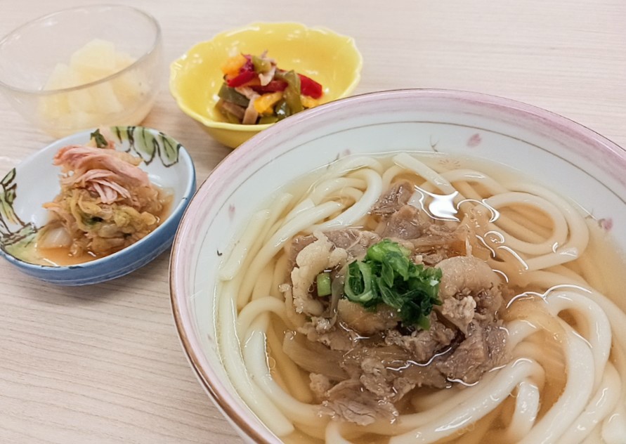 昼食