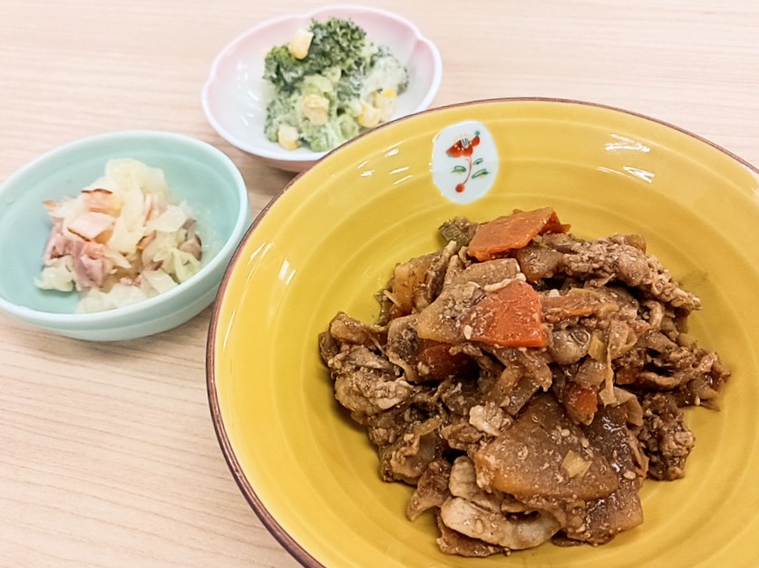 昼食