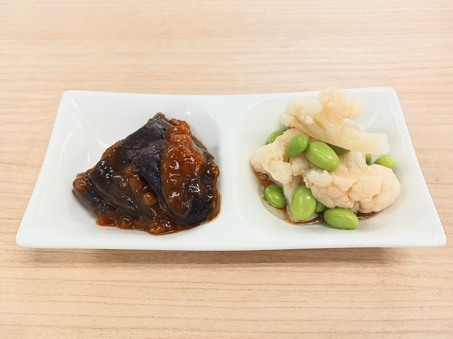 朝食