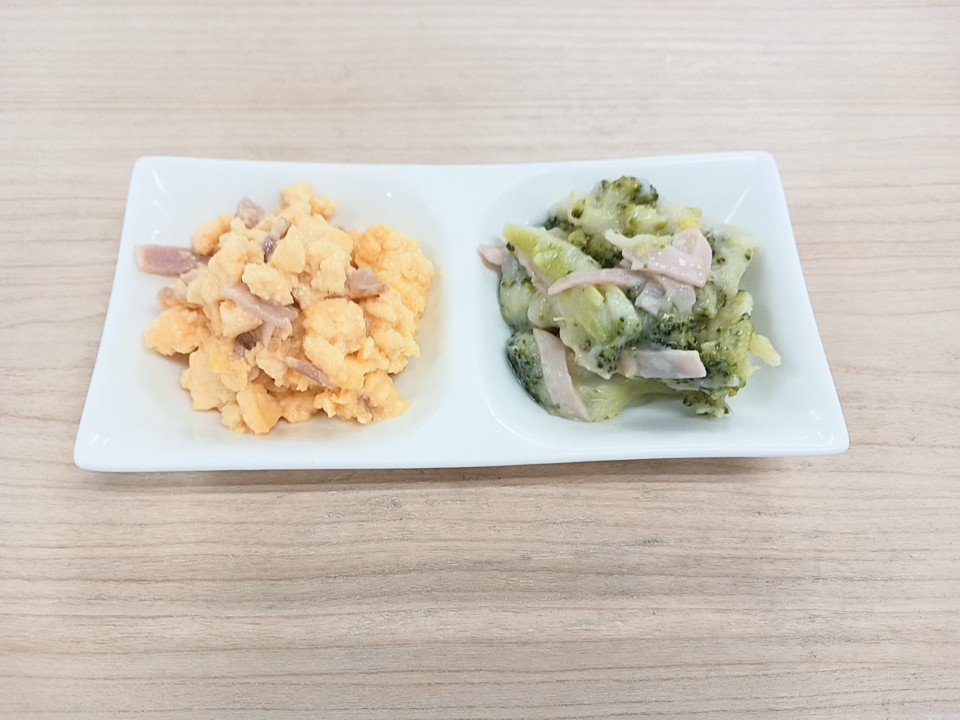 朝食
