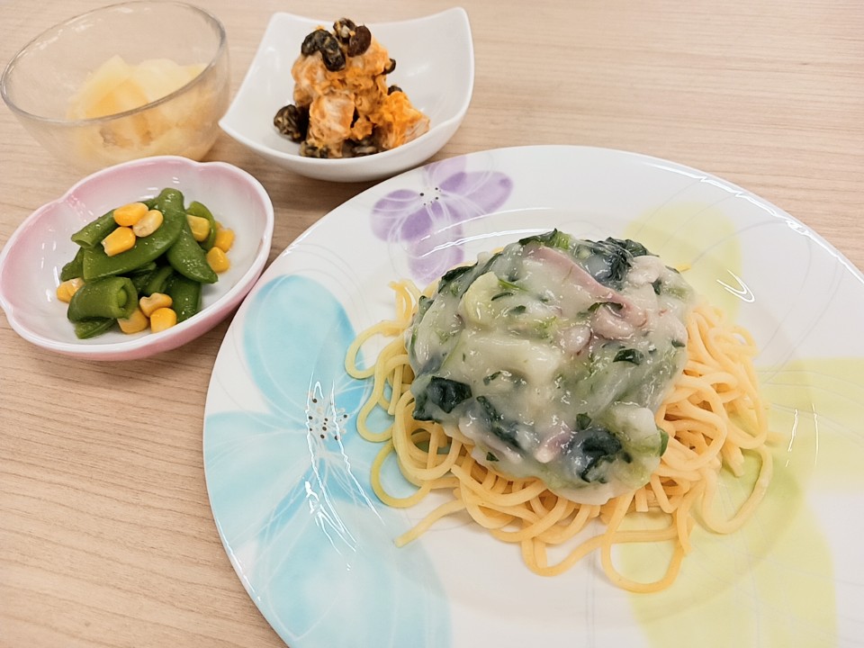 昼食