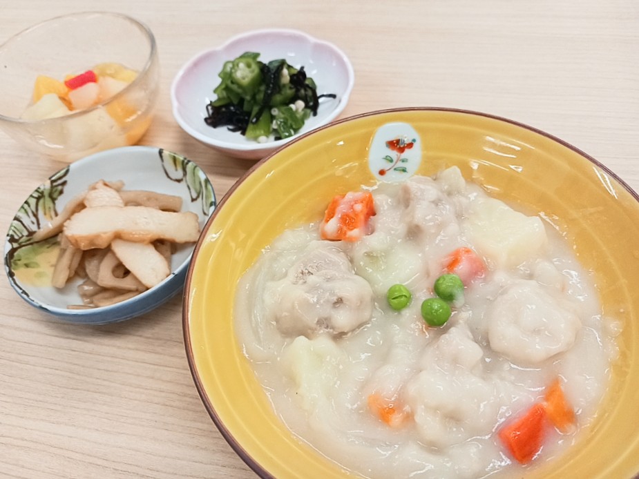 昼食