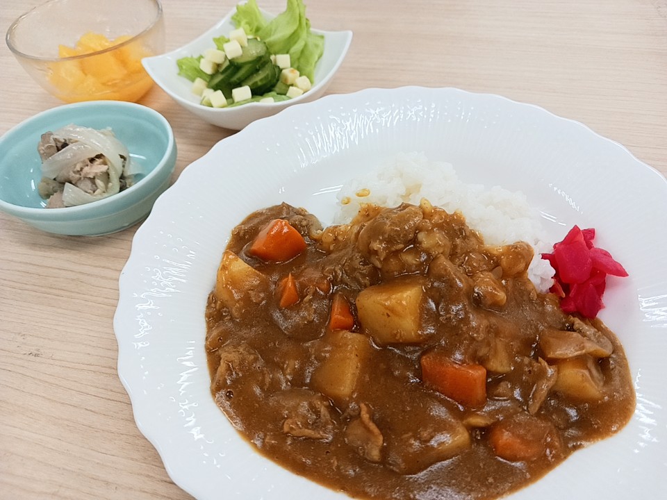 昼食