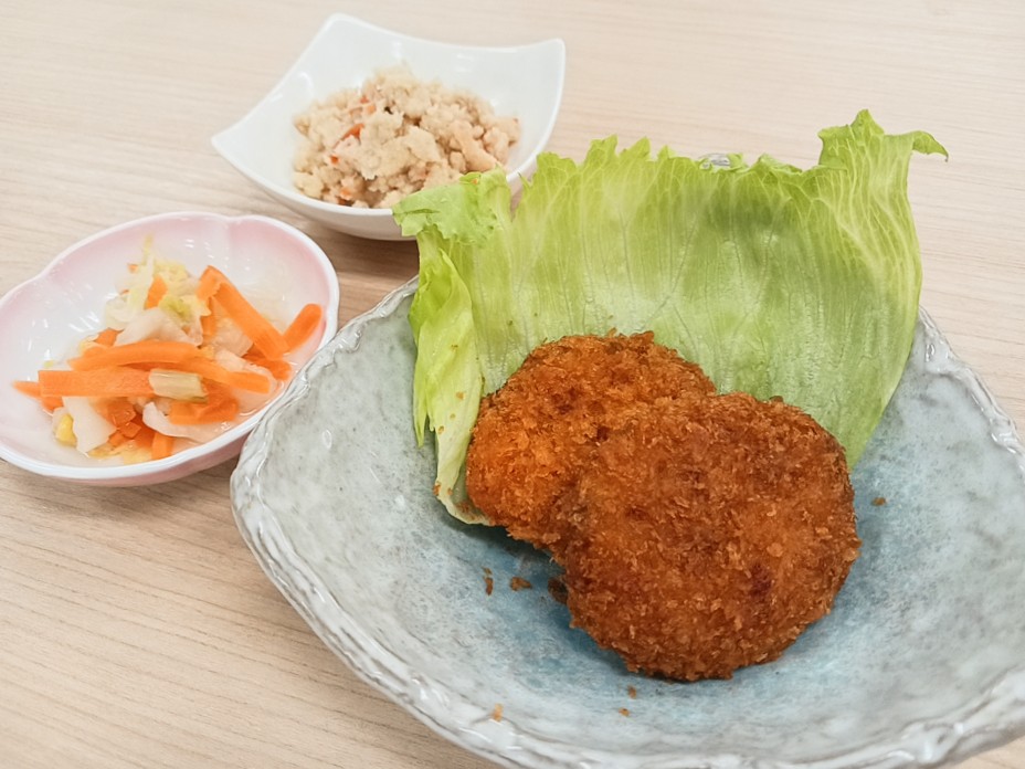 昼食