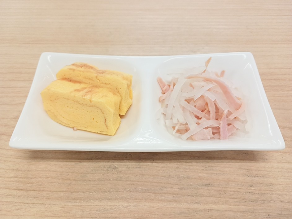 朝食