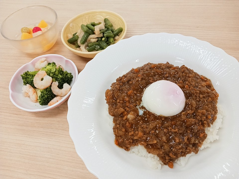 昼食