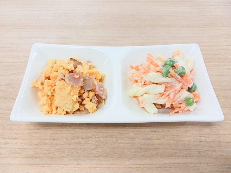 朝食