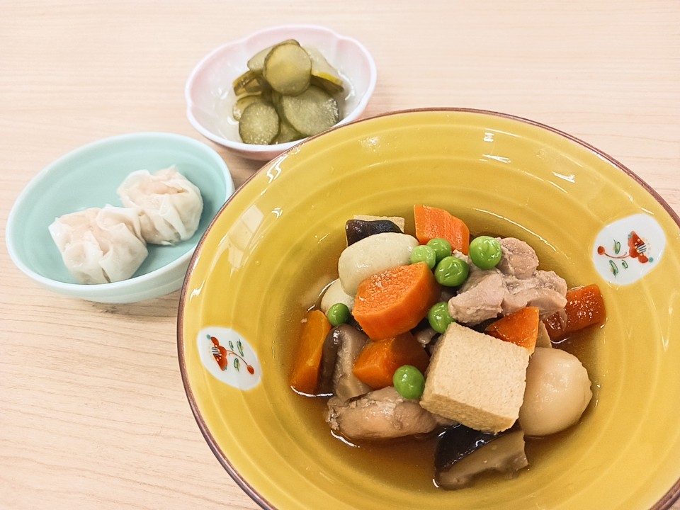 昼食