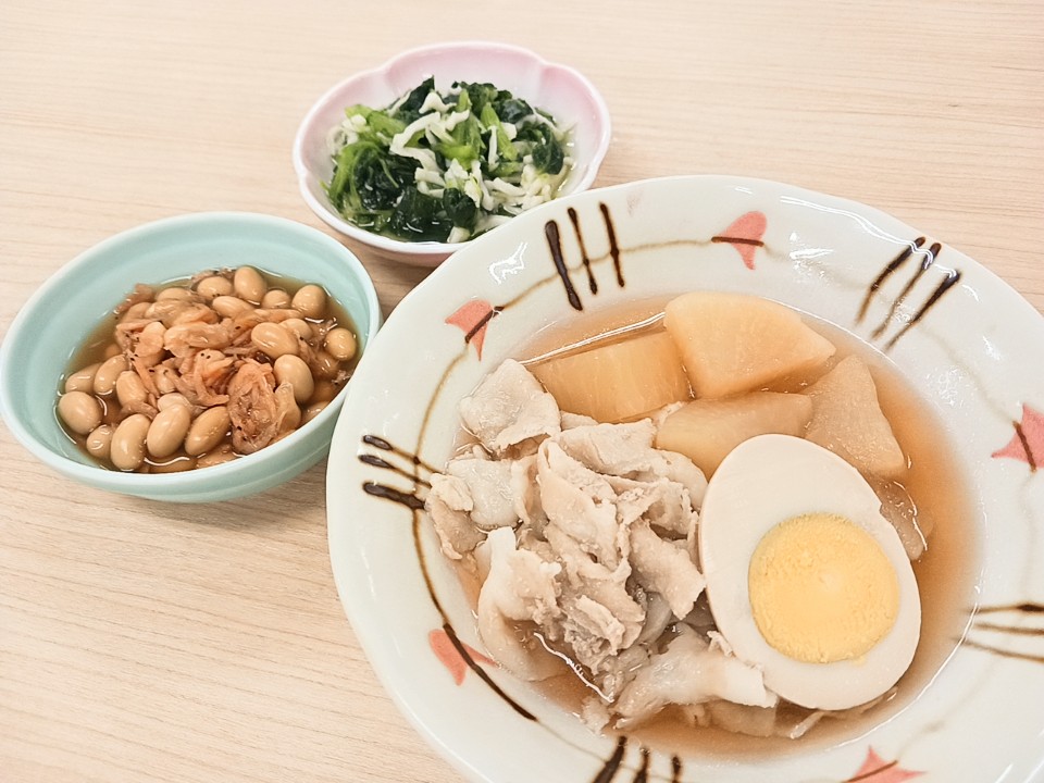 昼食