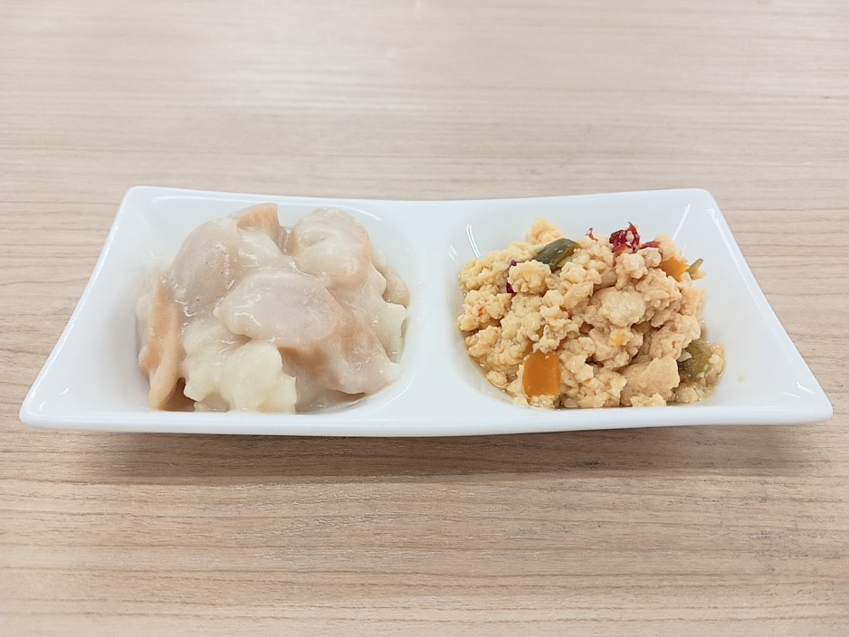 朝食