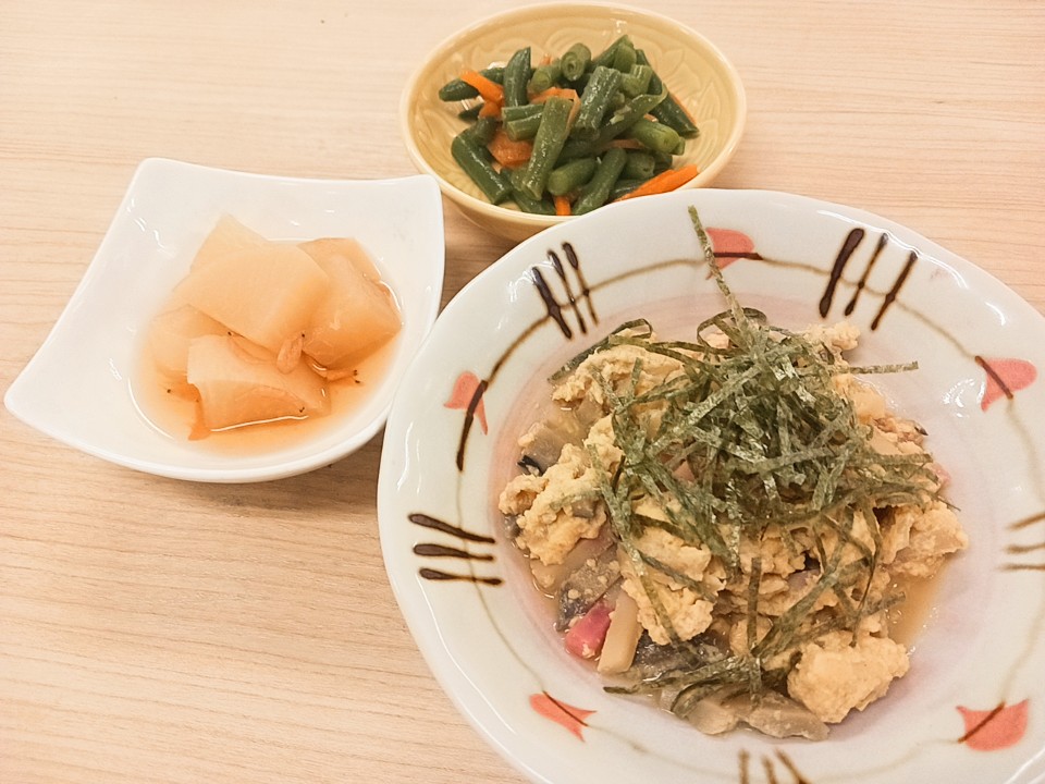 昼食
