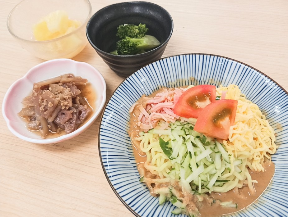 昼食