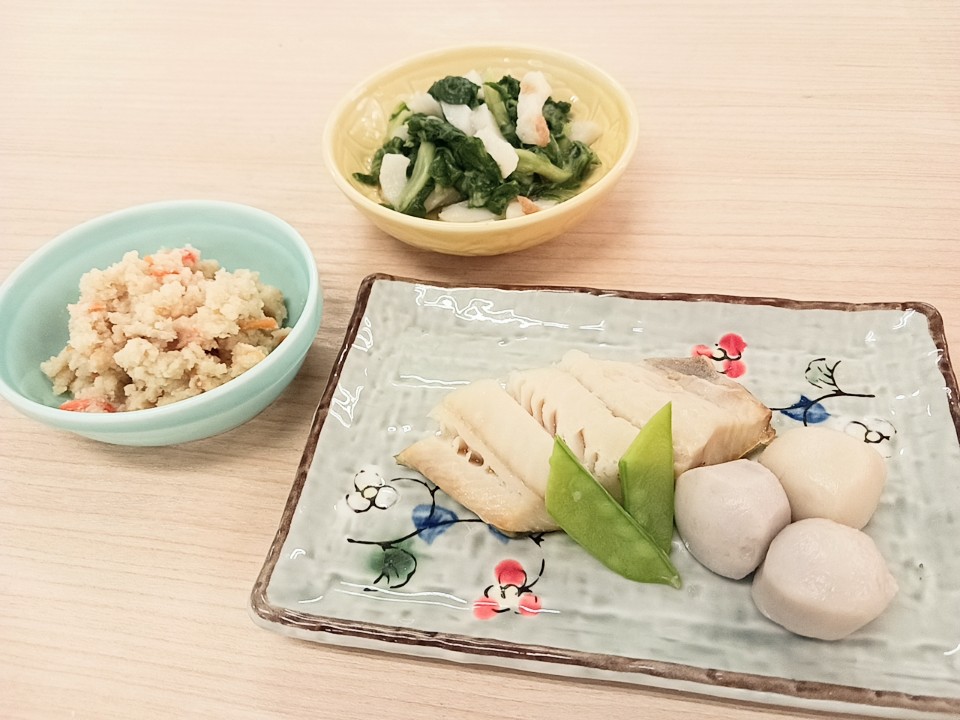 昼食