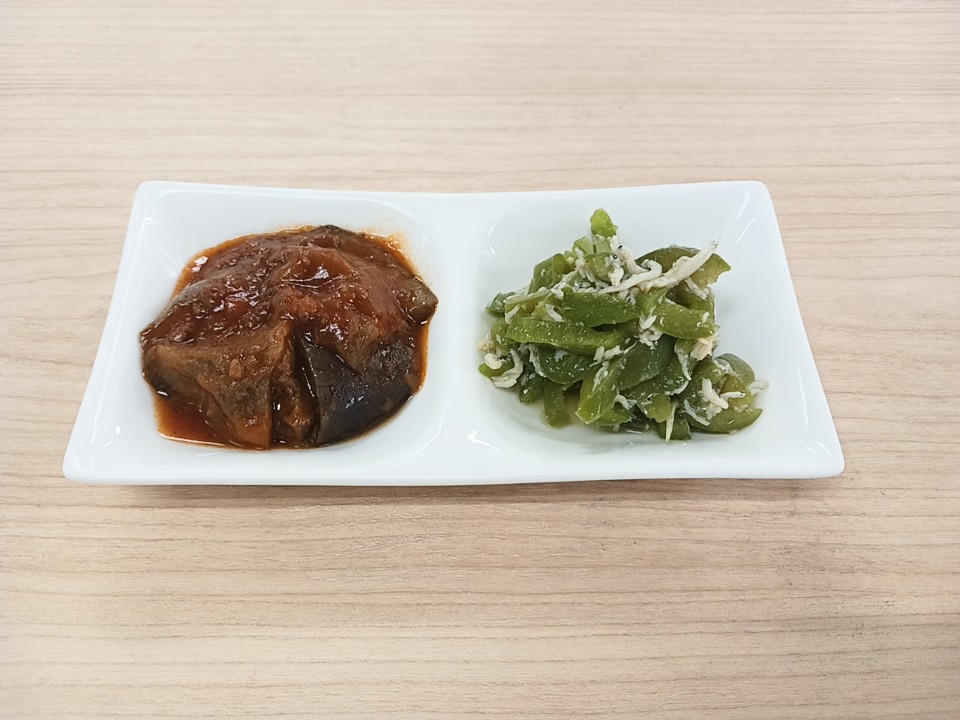 朝食