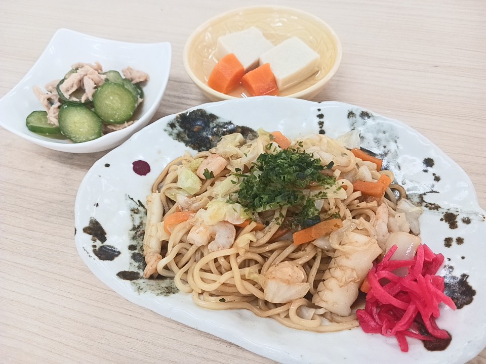 昼食
